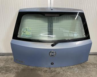 PORTELLONE POSTERIORE COMPLETO FIAT Punto Berlina