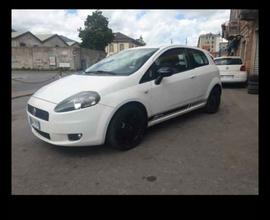 FIAT Grande Punto - 2009
