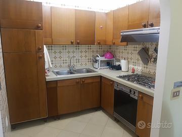 Due camere singole arredate per ragazze