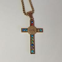 Collana Croce San Benedetto con brillantini 