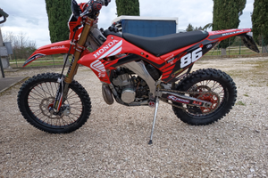 Cr 250