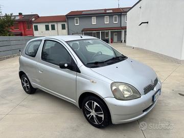 Toyota Yaris 1.0i 16V cat 3 porte