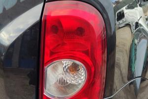Fanale posteriore destro DACIA DUSTER del 2012