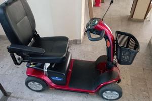 Scooter sovrana maxi reale