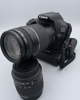Kit Canon EOS 1300D con due obiettivi e accessori