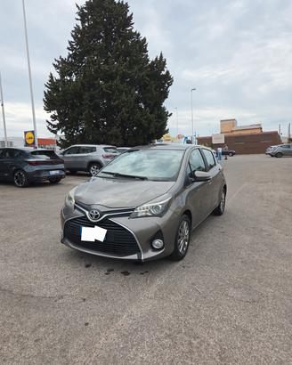 Toyota Yaris 1.3 - Grigio 2016 benzina