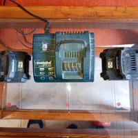 Caricabatterie + Batterie avvitatore Metabo