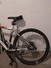mtb fuji 26