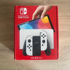 Nintendo Switch OLED 64 GB Bianca + Custodia