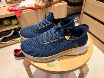 Skechers