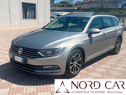 Volkswagen Passat 2.0 TDI DSG Comfortline BlueMoti