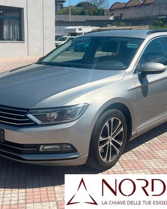 Volkswagen Passat 2.0 TDI DSG Comfortline BlueMoti