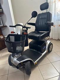 Scooter elettrico per invalidi