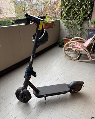 Monopattino Xiaomi Electric Scooter 5