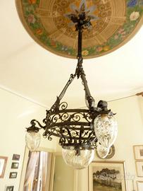 LAMPADARIO in ferro battuto fine 800 primi 900