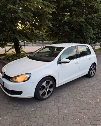 Volkswagen Golf 1.6 TDI DPF 5p. Comfortline