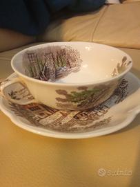 piattino con tazza da thè vintage di Johnson Bros 