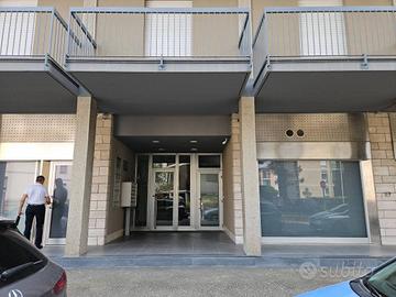 Immobile di 505 m² con più di 5 locali a Dalmine