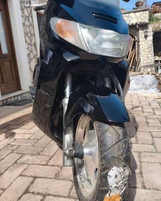 Suzuki Burgman 400 (Prima Generazione) 