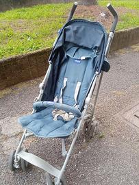 Passeggino CHICCO leggero e richiudibile