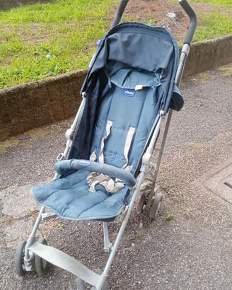 Passeggino CHICCO leggero e richiudibile