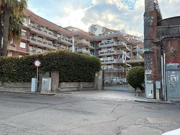 P.zza Galatea posto auto scoperto in condominio