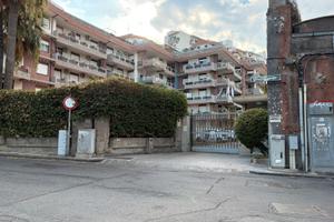 P.zza Galatea posto auto scoperto in condominio