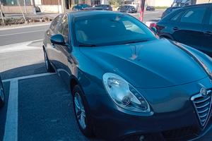 Giulietta diesel 140 cv  230000  km