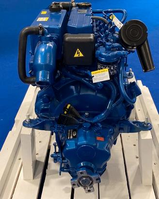 entrobordo  80 HP  NO PATENTE