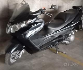 scooter Burgman 400