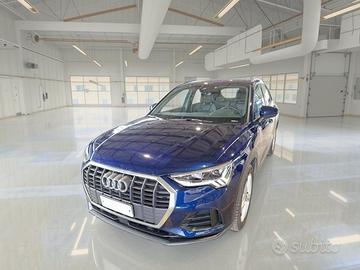 AUDI Q3 45 TFSI E S TRONIC BUSINESS SUV