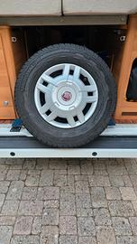 Pneumatici/ruote per camper/furgone