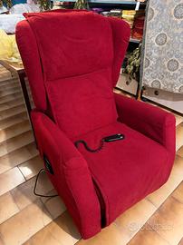 Poltrona elettrica regolabile con telecomando