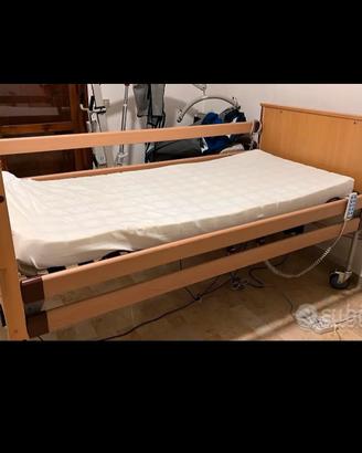 Letto ospedaliero elettrico