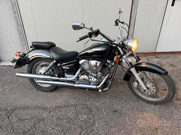 Yamaha XVS 125 Drag Star