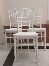 sedie in plastica tipo chiavari