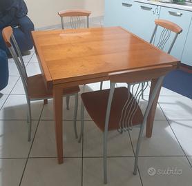 Tavolo Calligaris in ciliegio+ 4 sedie ciliegio