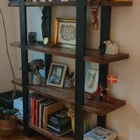 Libreria in legno stile industriale 
