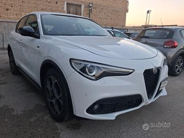Alfa Romeo Stelvio 2.2 Turbodiesel 190 CV AT8 RWD 