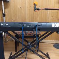 tastiera Korg pa 700