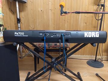 tastiera Korg pa 700