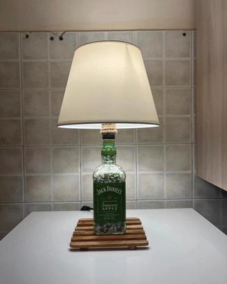 Lampada jack daniel’s apple realizzata a mano