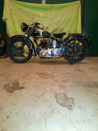 Moto d'epoca Ariel 600 vb de luxe