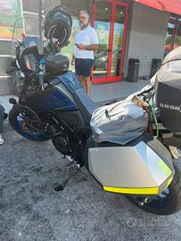 Suzuki 1050 SE