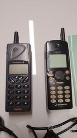 Cellulari da collezione Ericsson e Mitsubishi 