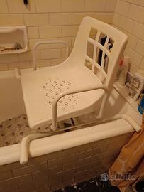 sedia girevole per vasca per anziani o disabili