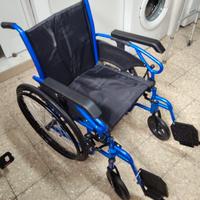 Sedia a rotelle e deambulatore