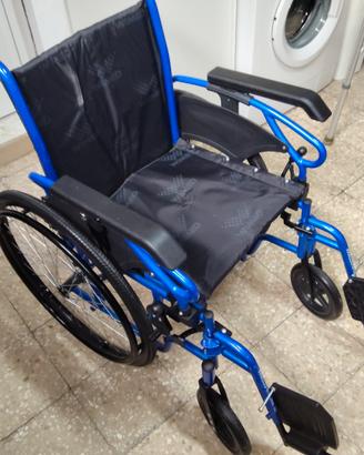 Sedia a rotelle e deambulatore