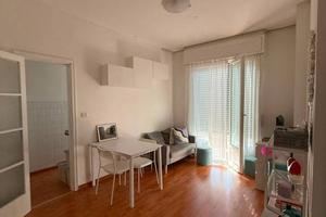 Appartamento di 32 m² con 1 locale e box auto a Mi