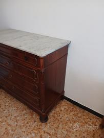 cassettone con ripiano in marmo